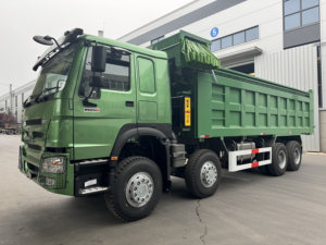 Prix d'usine Sinotruk HOWO 6x4 camion à <span class=keywords><strong>benne</strong></span> basculante avant 18m3 camion à <span class=keywords><strong>benne</strong></span> basculante 30T camion à <span class=keywords><strong>benne</strong></span> basculante pour l'Afrique - Product Image 5