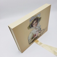 Boîte en carton de haute qualité personnalisée pour chocolat, avec dessus et base, ruban décoratif et nœud pour emballage cadeau de chocolat