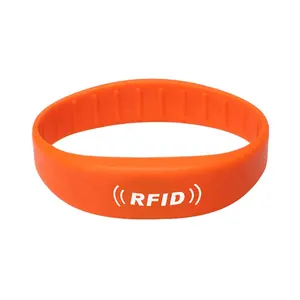 13.56MHz Custom Embossed RFID Dual Frequency Silicone Wristband