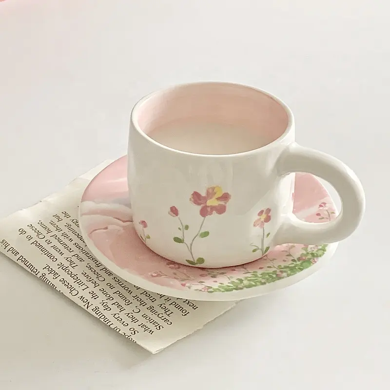 Nouveau style coréen mignon rose fleur de cerisier peint à la main en céramique tasse à café et ensemble d'assiettes