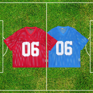 เสื้อฟุตบอลวิทยาลัยอเมริกันย้อนยุคพิมพ์ซับลิเมชันเสื้อครอปผ้าตาข่ายเสื้อฟุตบอลแฟชั่นเซ็กซี่ - Product Image 1