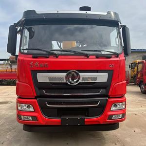 Camion de fret Dongfeng 8X4 à succès, équipé d'une grue télescopique de 14t à 16t - Product Image 2