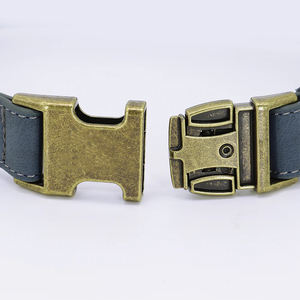 Set 2 pezzi di collare e guinzaglio personalizzato per cani con fibbia Vintage in bronzo Set collare e guinzaglio in pelle scamosciata regolabile - Product Image 3