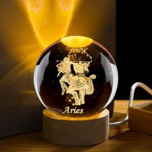 Lámpara de Noche LED USB de Cristal con Diseño de Luna Negra Moderna de 6 cm, Bola de Cristal 3D con Luces Navideñas, Venta al por Mayor - Product Image 6