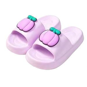 Zuecos Juveniles con Orificios y Decoración de Oso, Impermeables, Antideslizantes, Resistentes al Desgaste, de Doble Uso para Interiores/Exteriores - Product Image 6