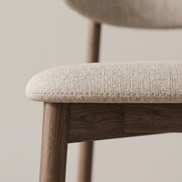 Chaise de salle à manger moderne en bois massif de style nordique avec assise et dossier rembourrés, chaise d'appoint pour salle à manger, maison, hôtel