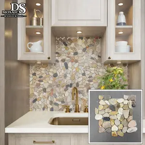 Unregelmäßig Äußere Außenbereich Deck-Kobble-Mosaikfliesen gemischte Farben Kieselstein für Badezimmer Innenwand Boden Marmor-Mosaikfliesen