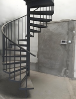Escaliers en spirale en acier et bois au design moderne pour usage intérieur et extérieur – Vente chaude pour villas, maisons et greniers circulaires