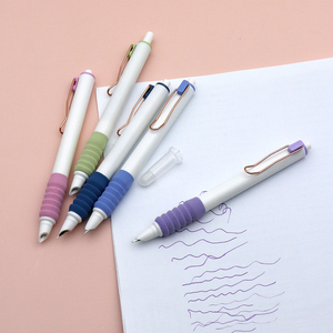 Stylos <span class=keywords><strong>plume</strong></span> effaçables à encre thermique avec poignée confortable en silicone souple Stylos <span class=keywords><strong>plume</strong></span> design à presser Papeterie fantaisie - Product Image 3
