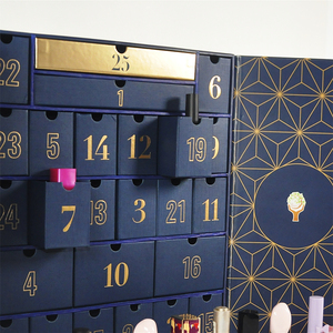 Caja de Regalo de Cartón Personalizada con Cuenta Regresiva, Embalaje Esencial Reciclado para Set de Cosméticos, Calendario de Adviento de Belleza con Grabado - Product Image 2