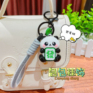 Porte-clés en résine Panda de dessin animé, petit pendentif mignon pour couple, à suspendre à la <span class=keywords><strong>voiture</strong></span>/au sac à dos, cadeau - Product Image 4