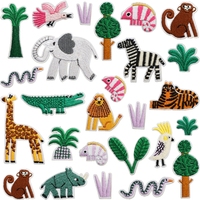 Patchs thermocollants brodés sur le thème de la forêt fantastique, animaux (tigre, crocodile), plantes, et patchs brodés avec logo personnalisé pour sacs et chapeaux