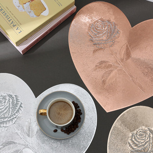 Tim Rose <span class=keywords><strong>Gold</strong></span> Rose Stamping PVC Không Thấm Nước Bàn Ăn Mat Phương Tây Placemat Cho Valentine Của Ngày Thiết lập Bảng - Product Image 4