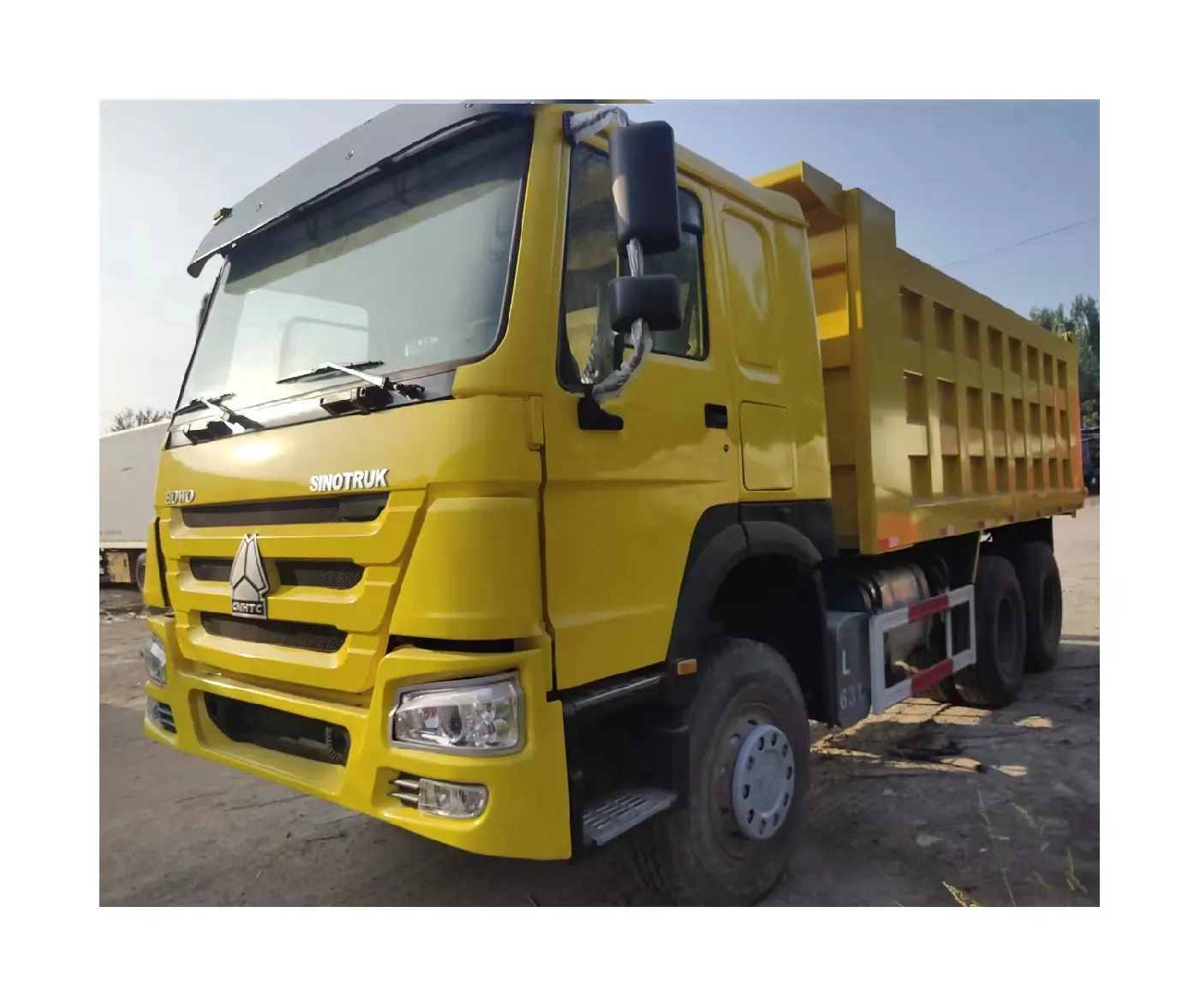 Excellent Condition 99%New Used 6*4 4*4 Sinotruck Howo371 Dump Truck