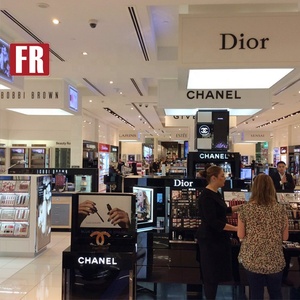 Fantaisie moderne <span class=keywords><strong>En</strong></span> Bois LED D'affichage Cosmétique De Center <span class=keywords><strong>Commercial</strong></span> Boutique Idées De Design - Product Image 2