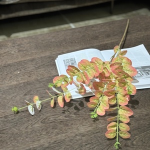 Piante Artificiali di Eucalipto a Cinque Bracci Stampate in 3D per Decorazioni Matrimoniali, Fiori in Seta per Interni di Hotel e Casa - Product Image 1