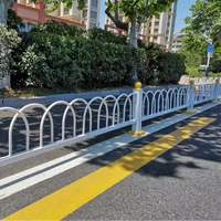 Barrière piétonne de protection contre les impacts, de qualité supérieure, prix usine, en métal, pour trottoirs municipaux, de qualité ingénierie, avec protection réfléchissante