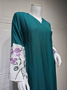 Dubai Oriente Medio cárdigan nuevos diseños Abaya 2024 túnica musulmana Europa moda mujer bordado Abaya - Product Image 6