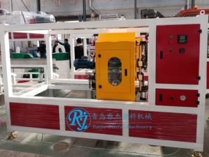 Machine <span class=keywords><strong>de</strong></span> fabrication <span class=keywords><strong>de</strong></span> tuyaux gainés en PVC, extrudeuse PP pour conduites d'égout et d'alimentation en eau, industrie plastique, extrudeuse bivis à engrenages - Product Image 5