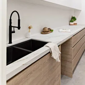 GoldtopQuartz OEM/ODM Quartzo cocina superficie pulida piedra artificial 5086 encimeras de cuarzo blanco Miami