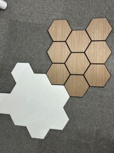 Panneaux acoustiques hexagonaux 3D KASARO, revêtement mural insonorisant en bois hexagonal pour projets intérieurs de villas et de cinémas - Product Image 4