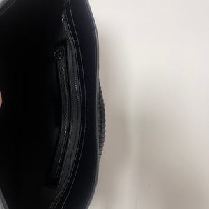 Stylish Single-Shoulder Motorcycle Saddle <b>Bag</b> Women Vegan Leather Zipper Eco-Friendly <b>Waterproof</b> 2L Capacity Crossbody Handbag - Product Image 6