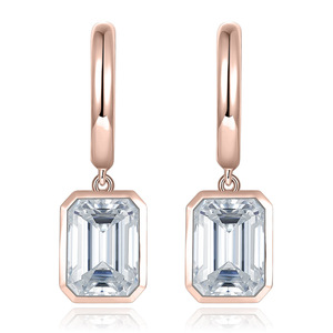 Pendientes de Aro de Moda con Piedra Mossa, Accesorios de Joyería de Silicona con Forma de Llave y Piedra Moissanita - Product Image 4