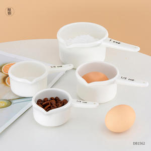 Ensemble de tasses à mesurer en céramique, 4 pièces, blanc, avec échelle, pour la pâtisserie, utilisation en cuisine, DB1562 - Product Image 4