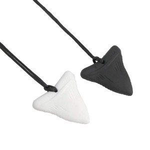 Macarons Kid silicona dientes palo colgante collar creativo tiburón dientes sensorial masticar Collar para mi hija - Product Image 3
