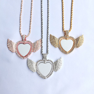 Ciondolo moderno in acciaio inox con angelo e ala girevole a forma di cuore con gioiello a sublimazione a catena per anniversari - Product Image 2