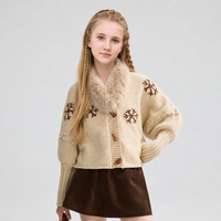 Cardigan en tricot pour filles avec col en fausse fourrure, motif flocon de neige jacquard, boutons en corne, coupe ample, court, pour enfants