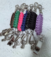 Support de gants en métal robuste avec clip et mousqueton pivotant en paracorde tressé pour pompiers et ouvriers du bâtiment