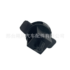 คลิปหนีบขอบสเกิร์ตข้างรถยนต์ Hurricane Auto Parts รุ่น 55157070-AC สำหรับรถจี๊ป ไครสเลอร์ ฟรีแมน - Product Image 5