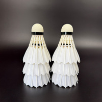 SNOWPEAK SP-05 Volant de badminton en plumes, direct usine, personnalisation OEM à faible MOQ, tête en liège à 2 couches pour un retour de force précis
