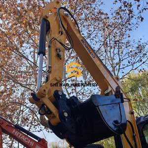 Convient pour l'agriculture et la maison, durable, best-seller, presque neuf, mini-excavatrice sur chenilles d'occasion SK55SRX de 5,5 tonnes - Product Image 3