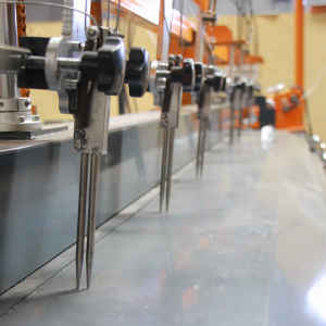 Máquina automática de fabricación de vallas de eslabones de cadena de doble propósito, nuevo tipo para máquina de malla de alambre doble individual - Product Image 4