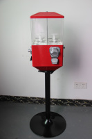 Distributeur de bonbons en ABS et en métal de style nouveau, machine à bonbons avec systèmes de paiement par pièces et jetons