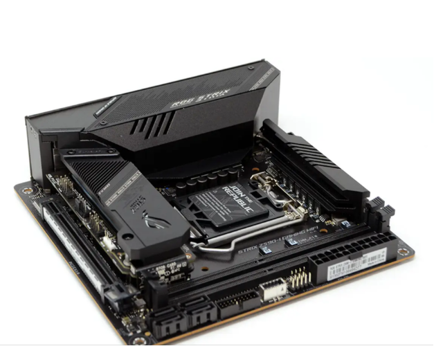 ROG STRIX Z590-I New Gaming ITX Motherboard Supports 11th Gen Processors 64GB DDR4 Memory SATA Hard Drive Interface WIFI