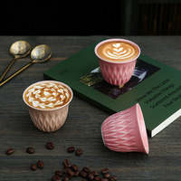 Offre Spéciale – Coffret Cadeau de Luxe de 6 Tasses à Café/Espresso en Céramique et Porcelaine Blanches à Bord Doré, Petite Capacité (70 ml)