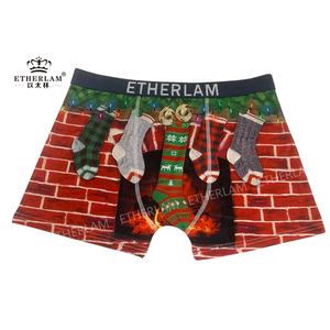 Offre Spéciale de haute qualité sous-vêtements pour hommes personnalisés joyeux noël respirant Spandex Boxer homme slips avec chaussettes de noël imprimées - Product Image 3