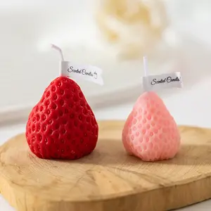 تصميم جديد 3D أزياء الكرتون شكل الجص شمعة على شكل فاكهة الفراولة شمعة