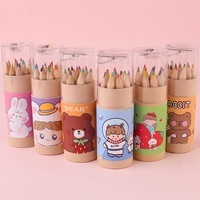 Lot de 12 crayons de couleur courts en bois à motifs de dessins animés, promotionnels et très demandés, pour fournitures scolaires d'enfants