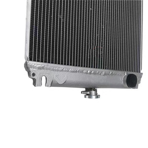 Conjunto de Radiador para Cosechadora Kubota DC70 TD270-16010, Tanque de Agua y Otras Piezas Disponibles en Tienda - Product Image 4