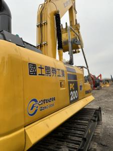 รถขุดตีนตะขาบ Komatsu PC200 มือสอง น้ำหนัก 12.5 ตัน พร้อมเครื่องยนต์และมอเตอร์ สภาพดี ขายในราคาถูก - Product Image 4
