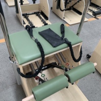 Chaise de Pilates Combo Ajustable en Érable VOG, Durable et Portable, Équipement de Studio de Yoga pour Utilisation en Studio de Pilates