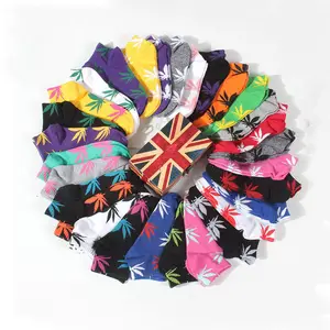 Unisex Bulk Lot Colorful Maple Leaf Socks Canada Skateboard Leaf Sport Socks Hemp Ankle Socks