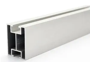 Panneau solaire en aluminium personnalisé de haute qualité Structure de rail de montage PV Profil en aluminium pour panneau solaire