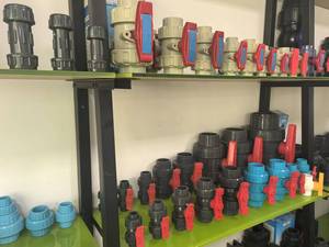 2 pulgadas ANSI/DIN estándar 100% Virgen <span class=keywords><strong>PVC</strong></span> válvula de retención de bola de unión única conexión de pegamento de plomería de plástico cuadrado de alta presión - Product Image 6