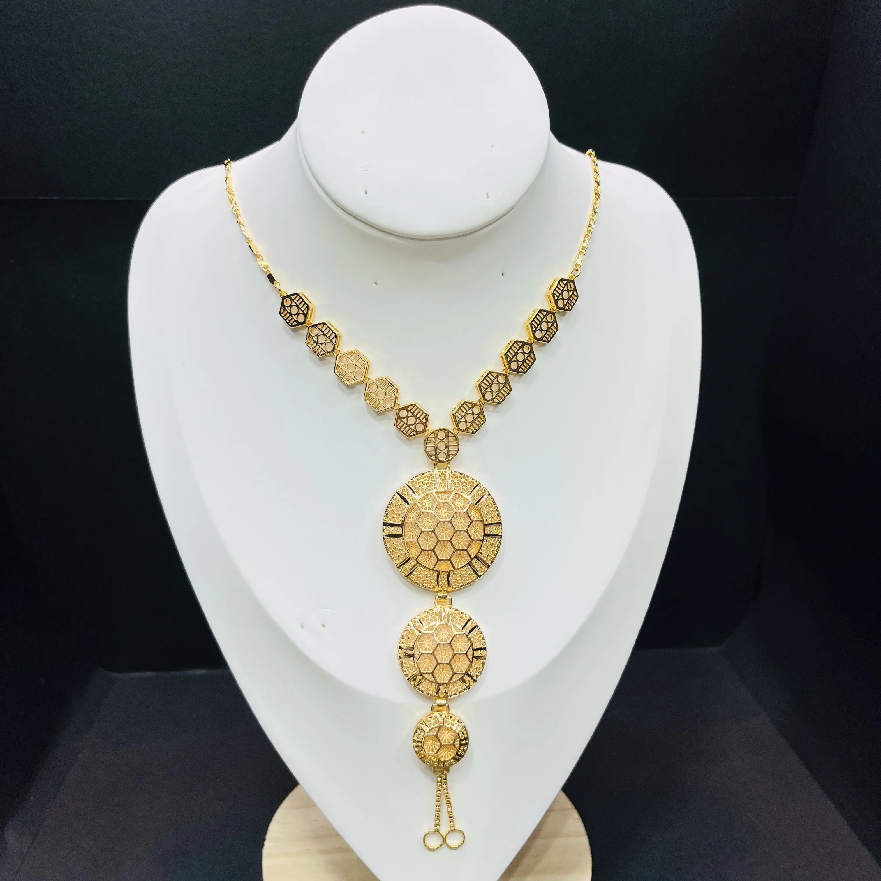 European American Fashion Long Tassel Chains Flower Clover Shape Abalone Shell Leopard Necklace for Women Girls