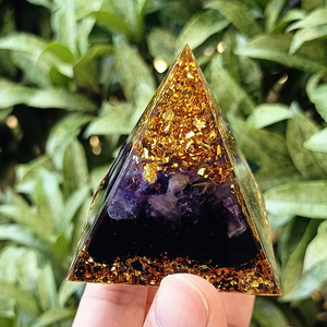 Pyramide de galets de cristal en résine époxy, ornement de bureau, décoration d'aquarium, feuille d'or, améthyste, obsidienne, cadeau - Product Image 4